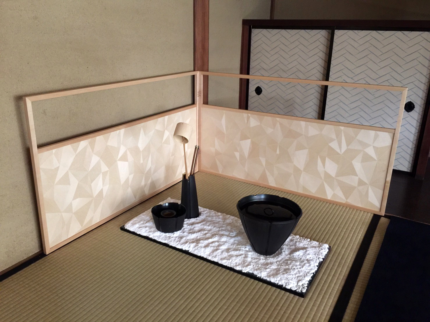 京都 茶会に風炉先屏風を出展してきました | 島田晶夫の木象嵌と北欧家具
